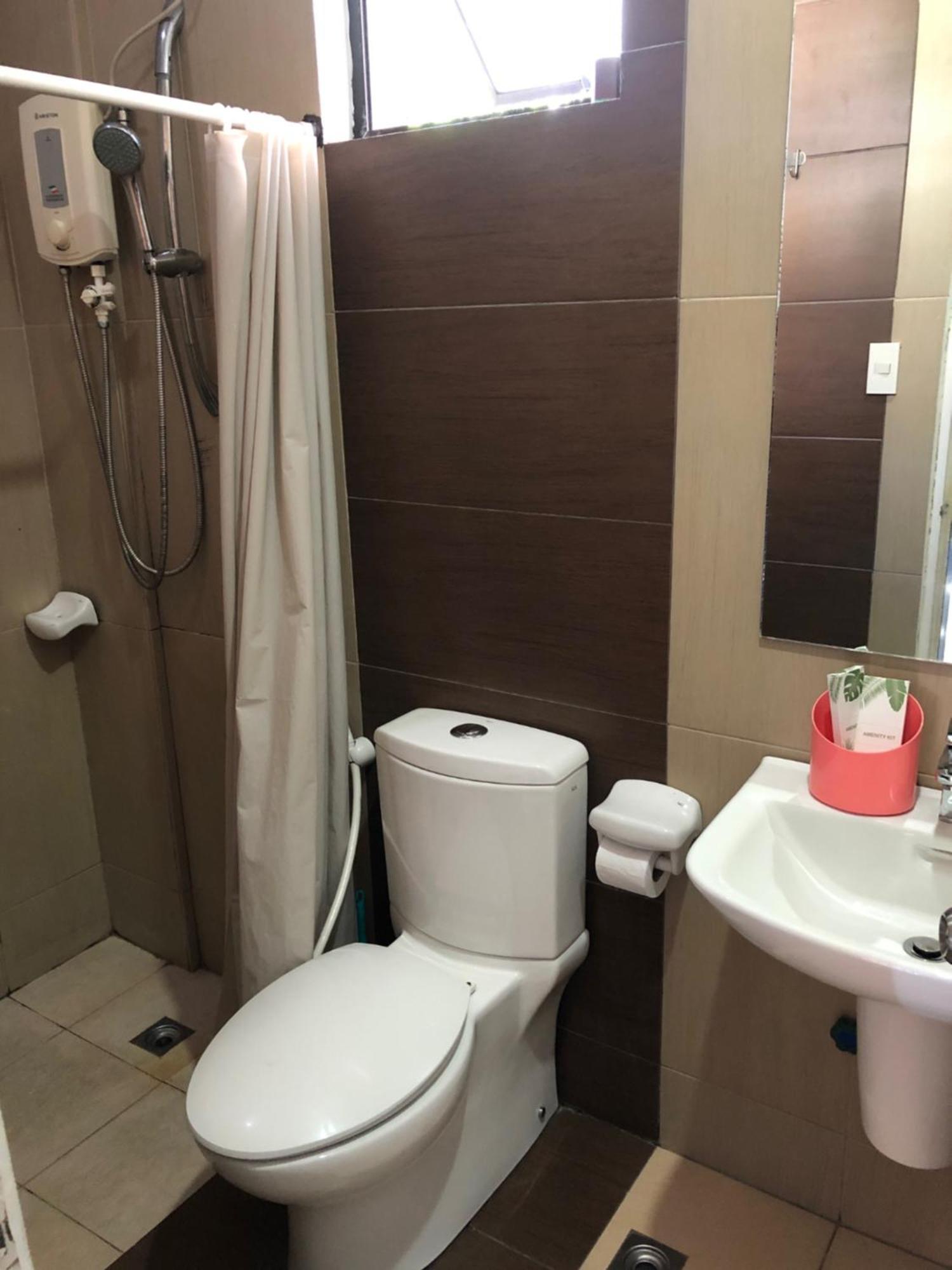 Date & Dine Resort Antipolo Extérieur photo