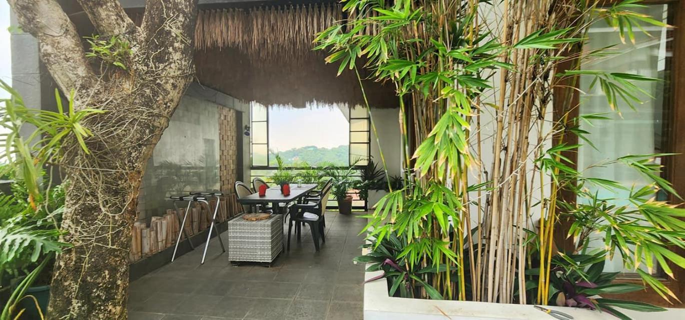Date & Dine Resort Antipolo Extérieur photo