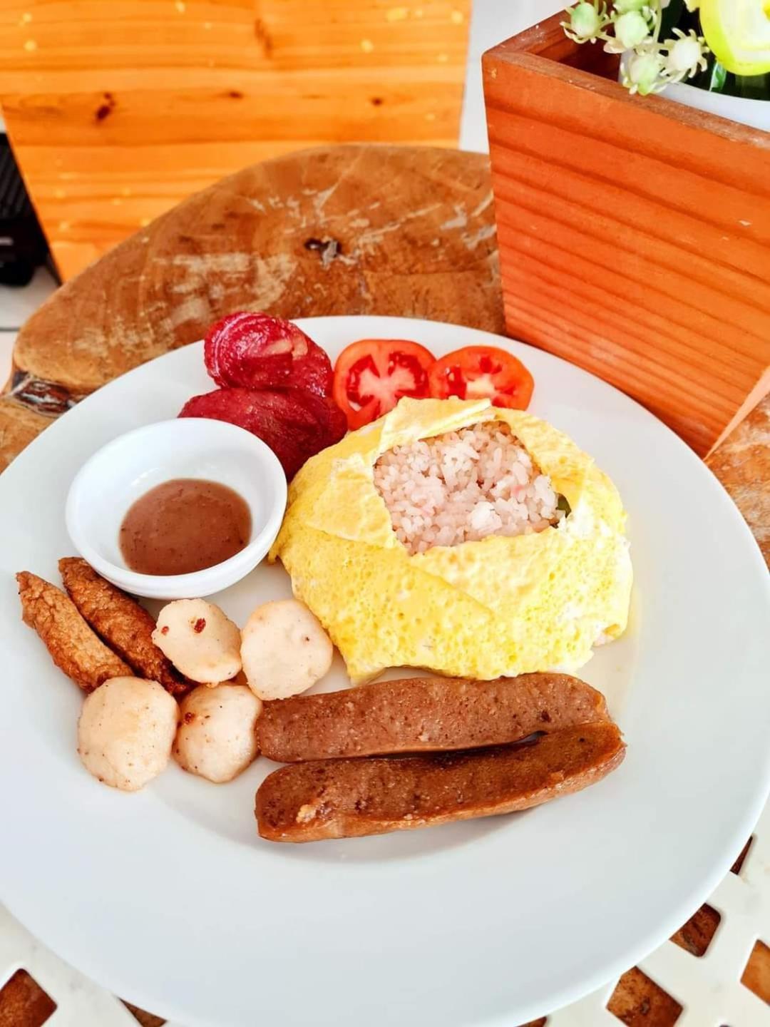 Date & Dine Resort Antipolo Extérieur photo