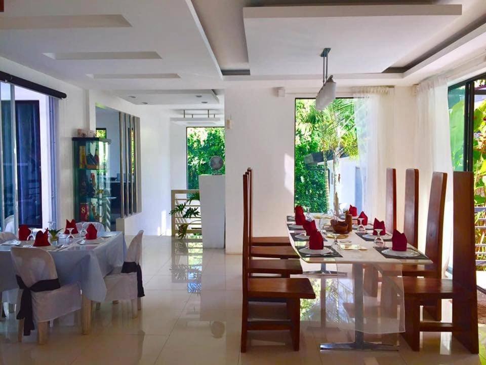 Date & Dine Resort Antipolo Extérieur photo