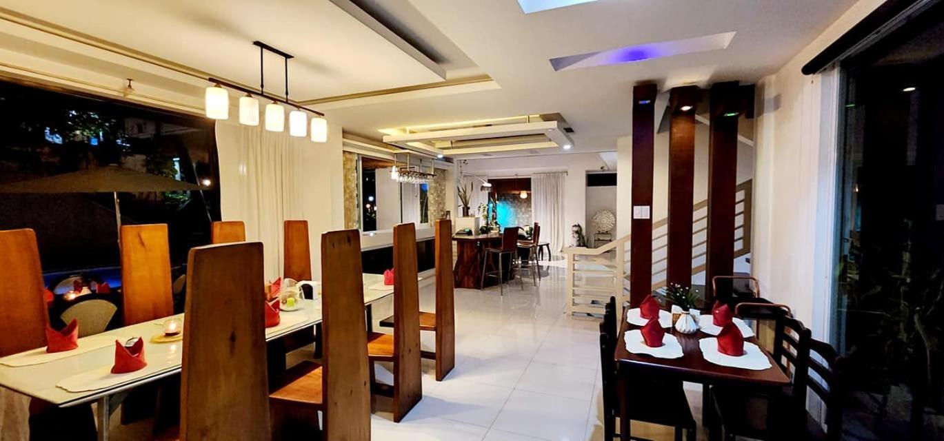 Date & Dine Resort Antipolo Extérieur photo