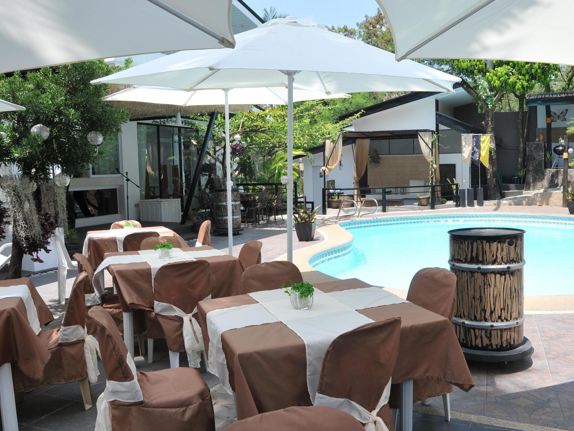 Date & Dine Resort Antipolo Extérieur photo